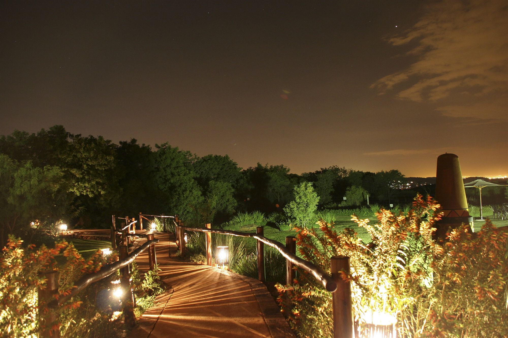 Thaba Eco Hotel Йоханесбург Екстериор снимка