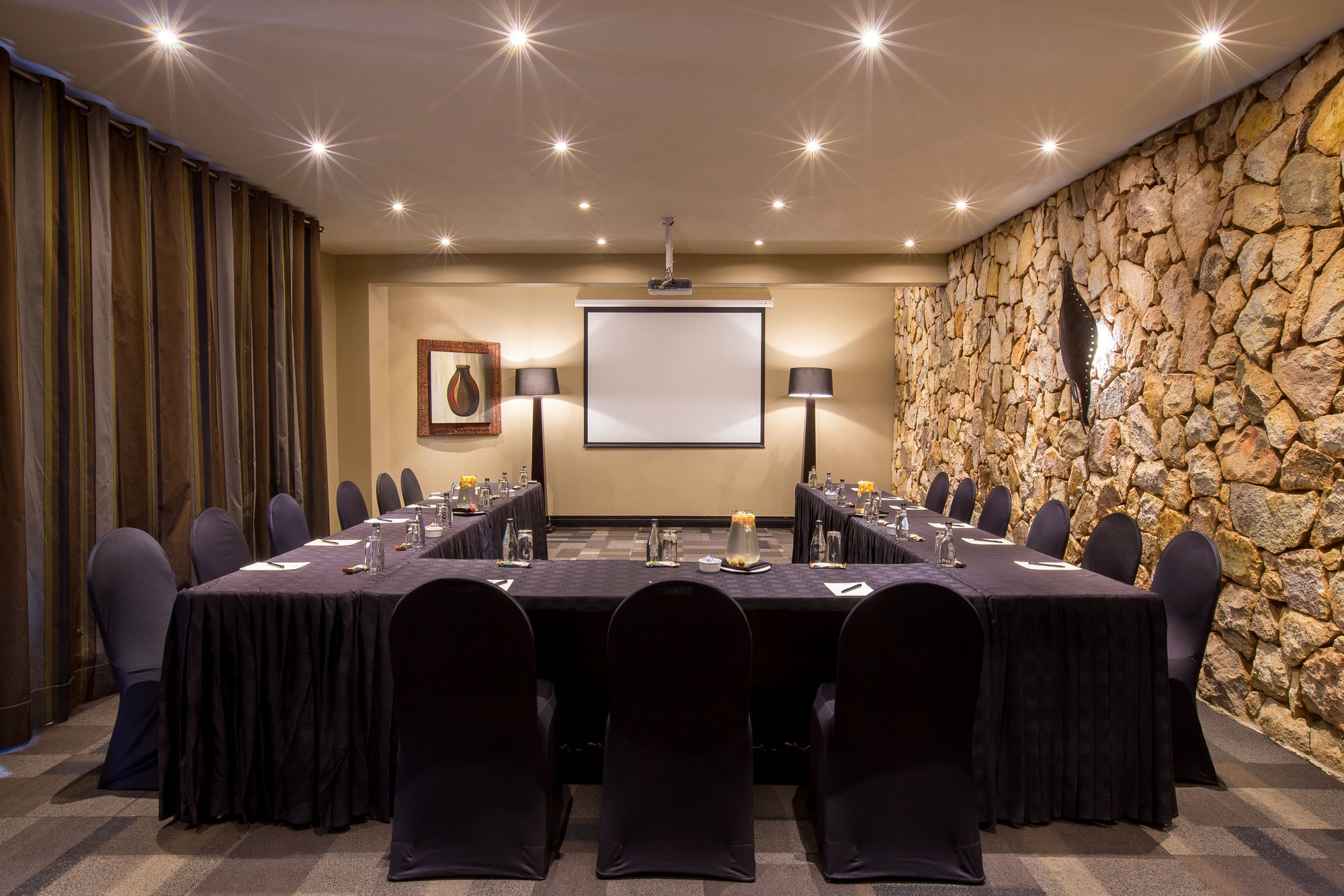 Thaba Eco Hotel Йоханесбург Екстериор снимка